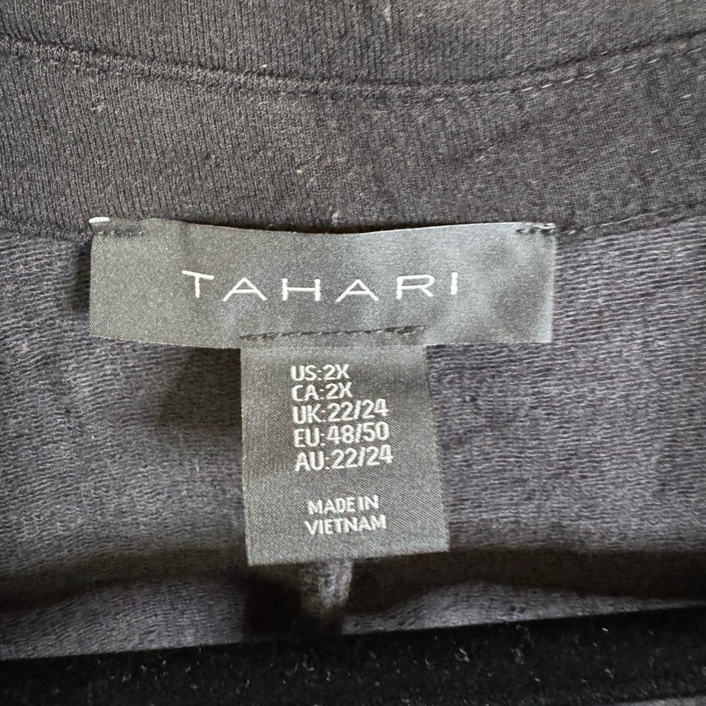 Tahari Long Sleeve Collared Cardigan 2X - Picture 3 of 4